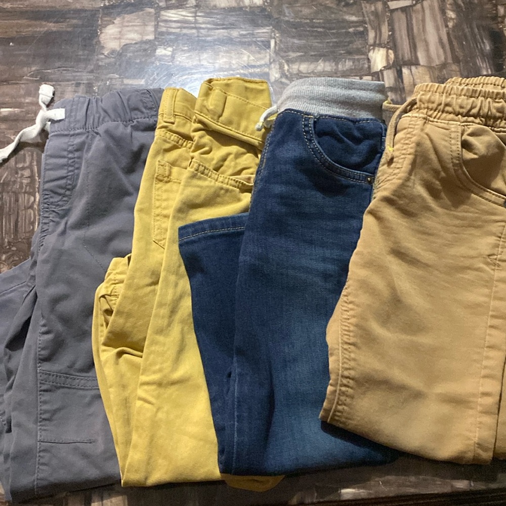 Lot of boys Cat & Jack 4T pants